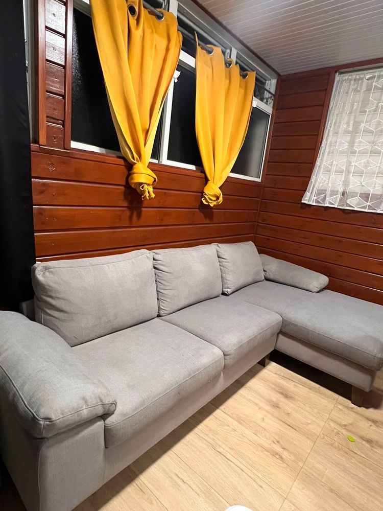 de canap� gris, excellent �tat 500 Petit-Bourg (97)