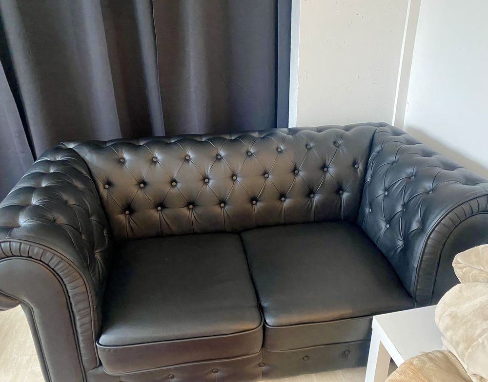 ??? CANAP�, LOTS DE CHAISES, ARMOIRE, TABLE??? 500 Lyon 1 (69)