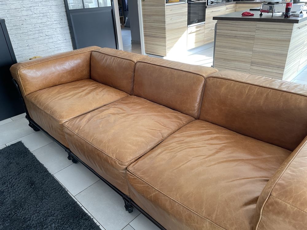 canap� maison du monde en cuir 800 Charmes-sur-Rh�ne (07)