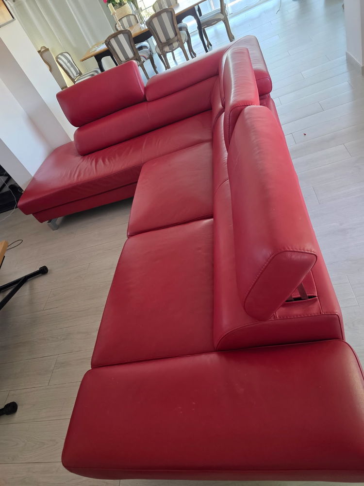Canap� m�ridienne en cuir rouge - proche B�ziers 450 Espondeilhan (34)