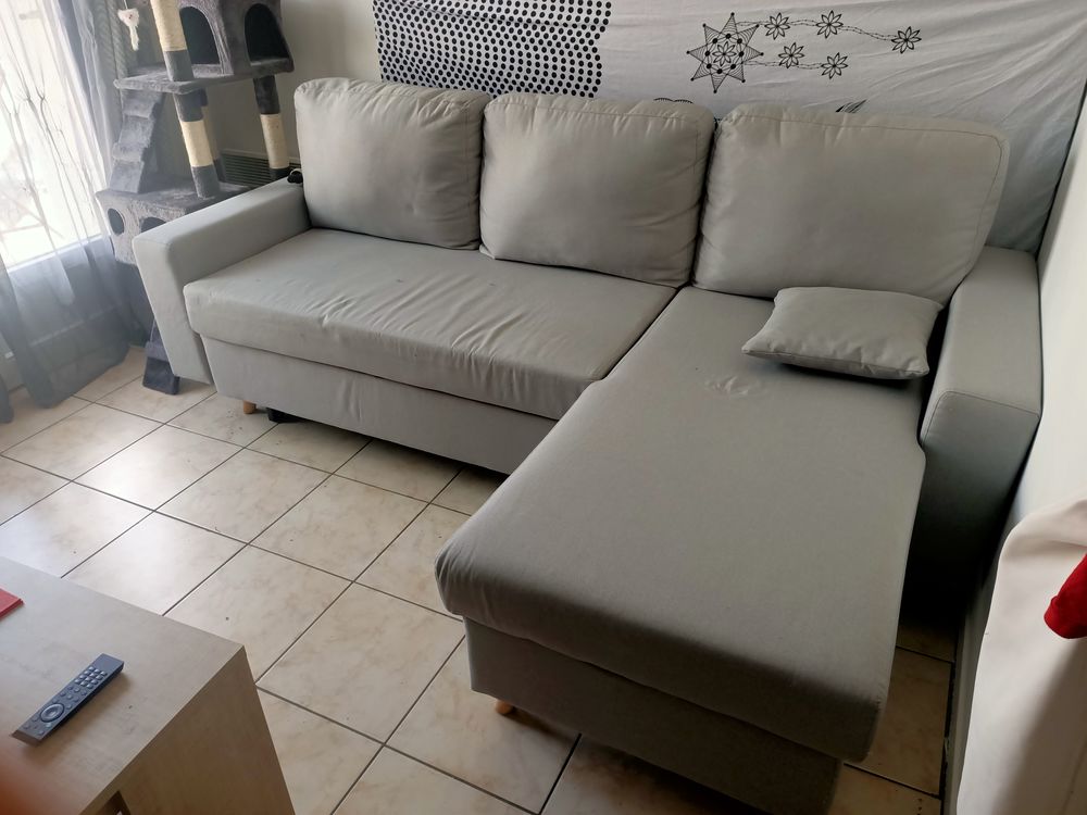 canap� moins de 6 mois convertible 300 Angerville (91)