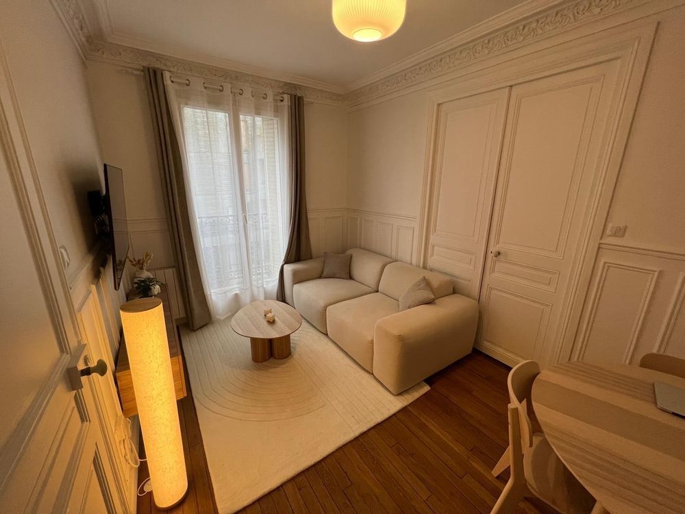 Canap� Mycs �  mod�le Pillow �  beige �  tr�s bon �tat 350 Paris 6 (75)