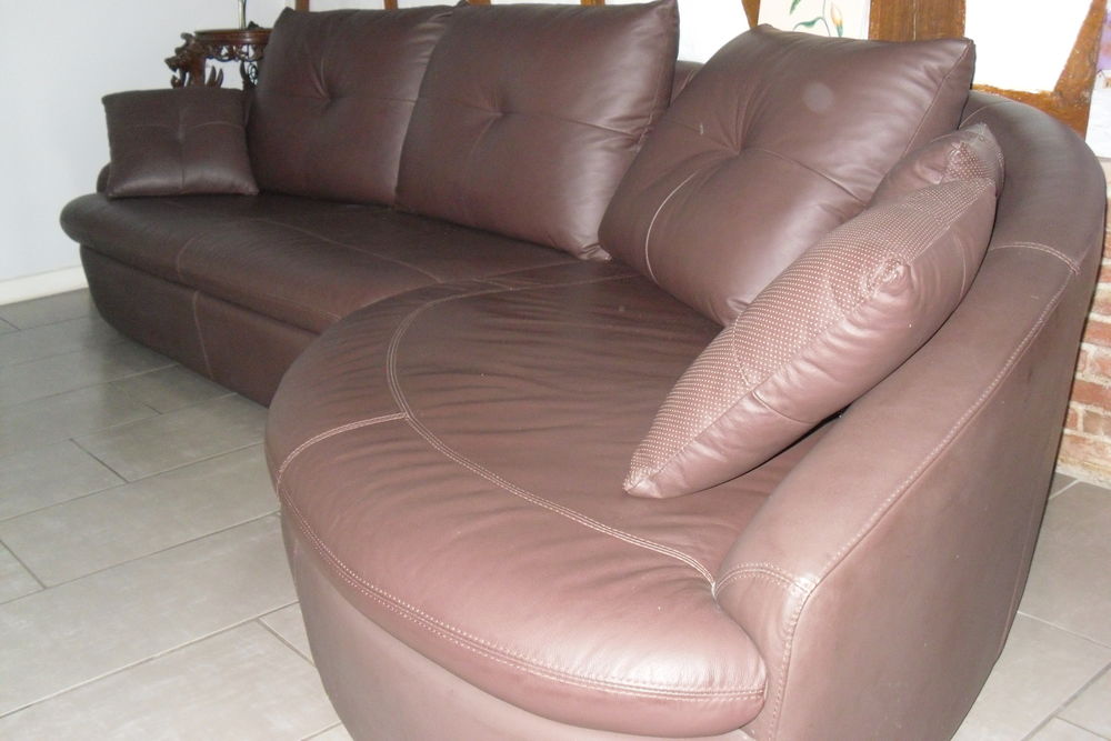 CANAPE NEUF CUIR 520 Magny-en-Vexin (95)