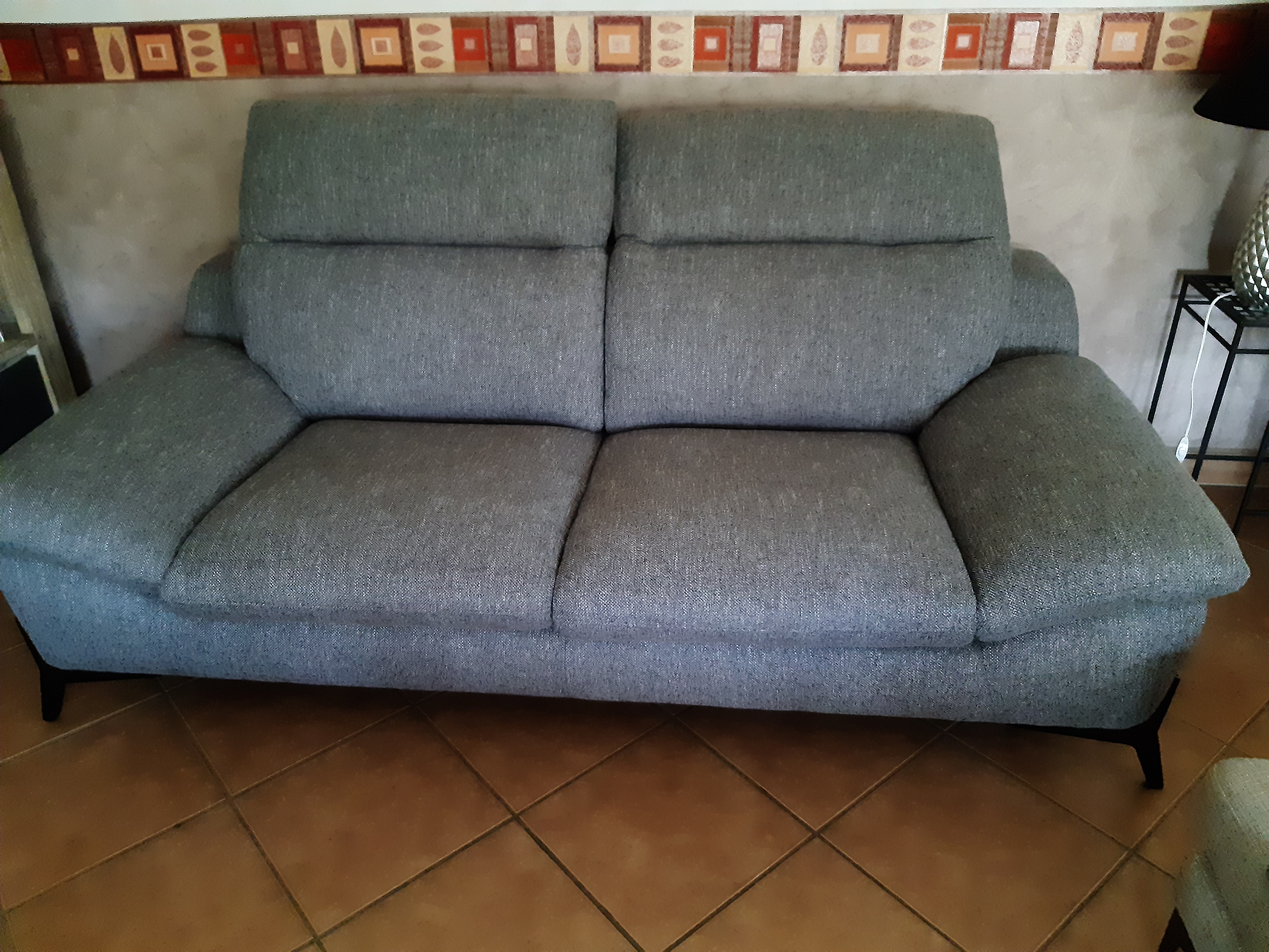 canap� neuf en tissu / jamais servi 1900 Ch�teau-Th�baud (44)