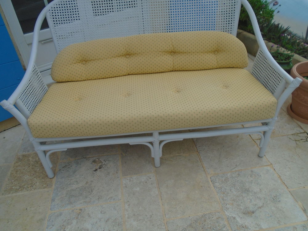 canape osier tresse coussin  couleur moutarde 160 Fr�jus (83)