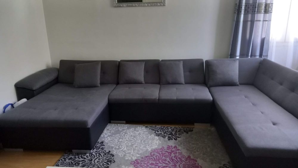 Canap� panoramique 8+ places 550 Dugny (93)