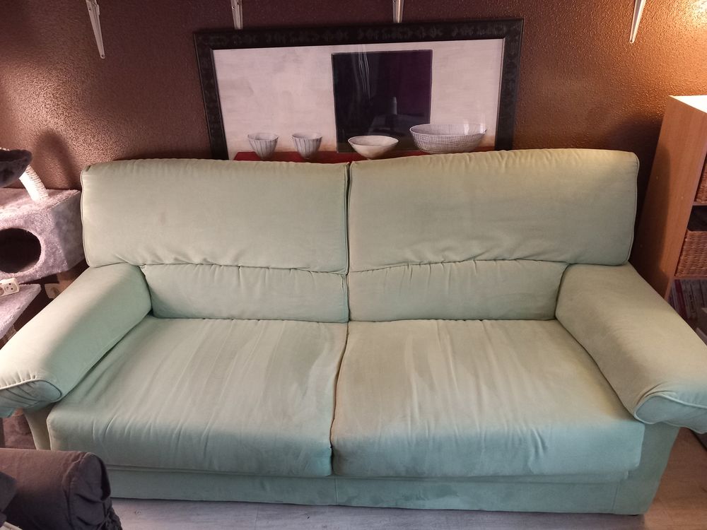 Canap� 3 place tr�s confortable tissus peau de p�che 80 Soultz-Haut-Rhin (68)