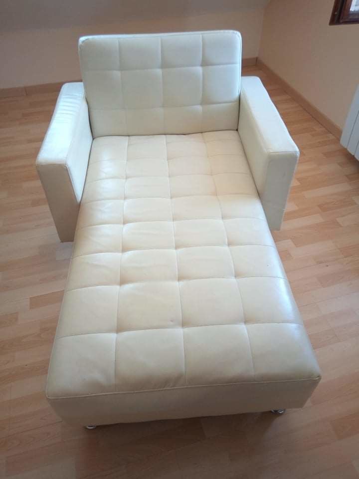 Canap� lit une place 80 Seloncourt (25)