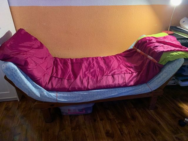 Canap�-lit une place 150 Paris 18 (75)