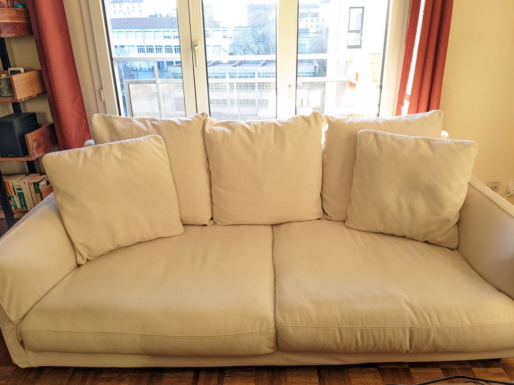 Canap� 3 places beige Lenita 300 Lyon 3 (69)