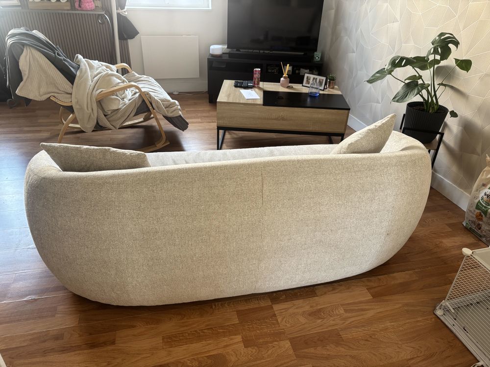 canap� 3 places beige 200 Pont-Audemer (27)