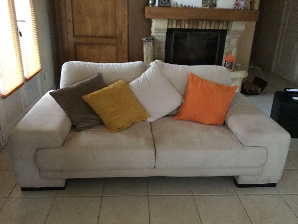 canape 3 places/canap� 2 places 500 Riorges (42)