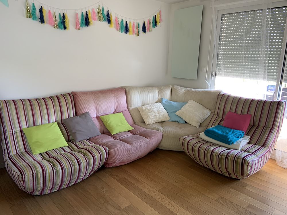 Canap� 5 places Ch�teau d'Ax velours 
780 Montpellier (34)