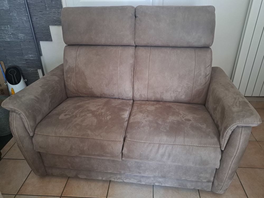 Canap� 2 places comme neuf 150 Amplepuis (69)