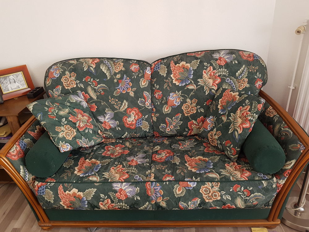 Canap� 2 places convertible 130 Cr�teil (94)