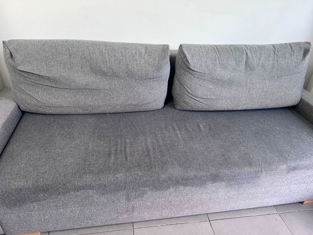 Canap� 3 places convertibles 200 Chessy (77)