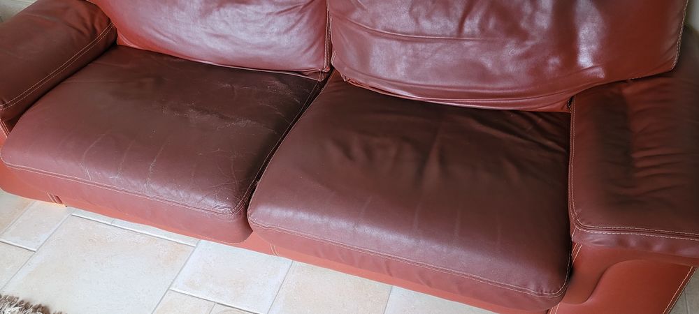 Canap� 3 places en cuir 69 Azay-sur-Thouet (79)