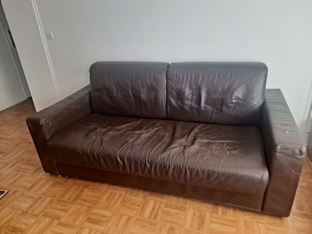 Canap�-lit 2 places en cuir marron ? bon �tat 180 Colombes (92)