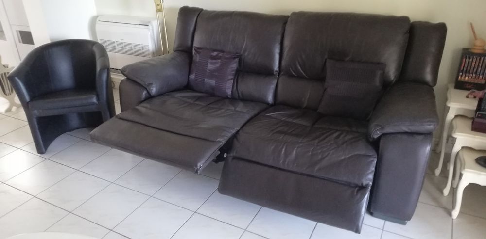 canap� 3 places dont 2 relax �lectrique en cuir 0 Six-Fours-les-Plages (83)