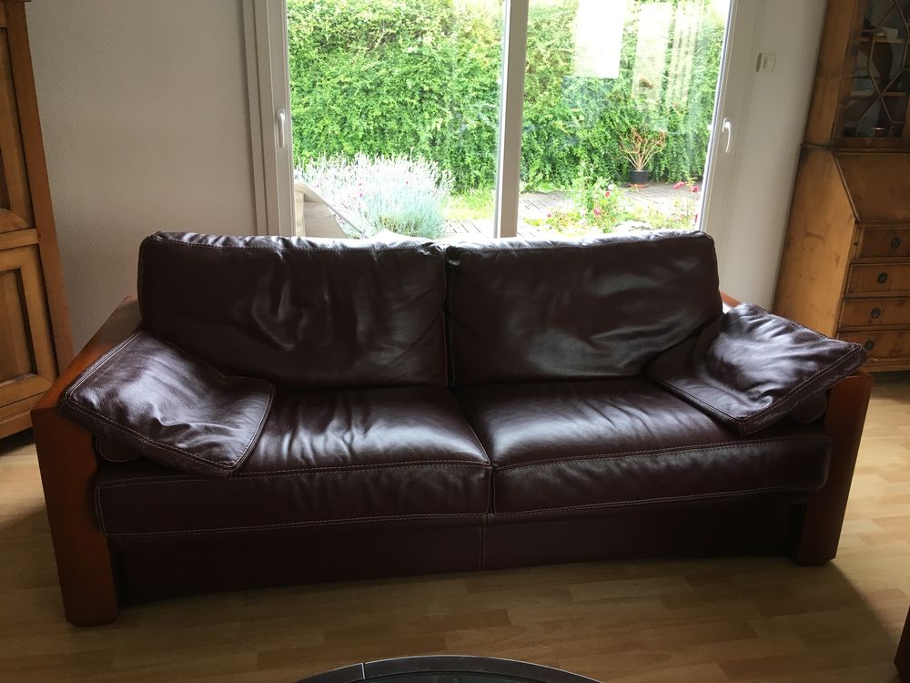 canap� 3 places et 2 fauteuils cuir 0 Voisins-le-Bretonneux (78)