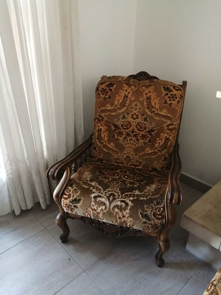 canap� 2 places + 2 fauteuils style r�gence proven�al 70 N�mes (30)