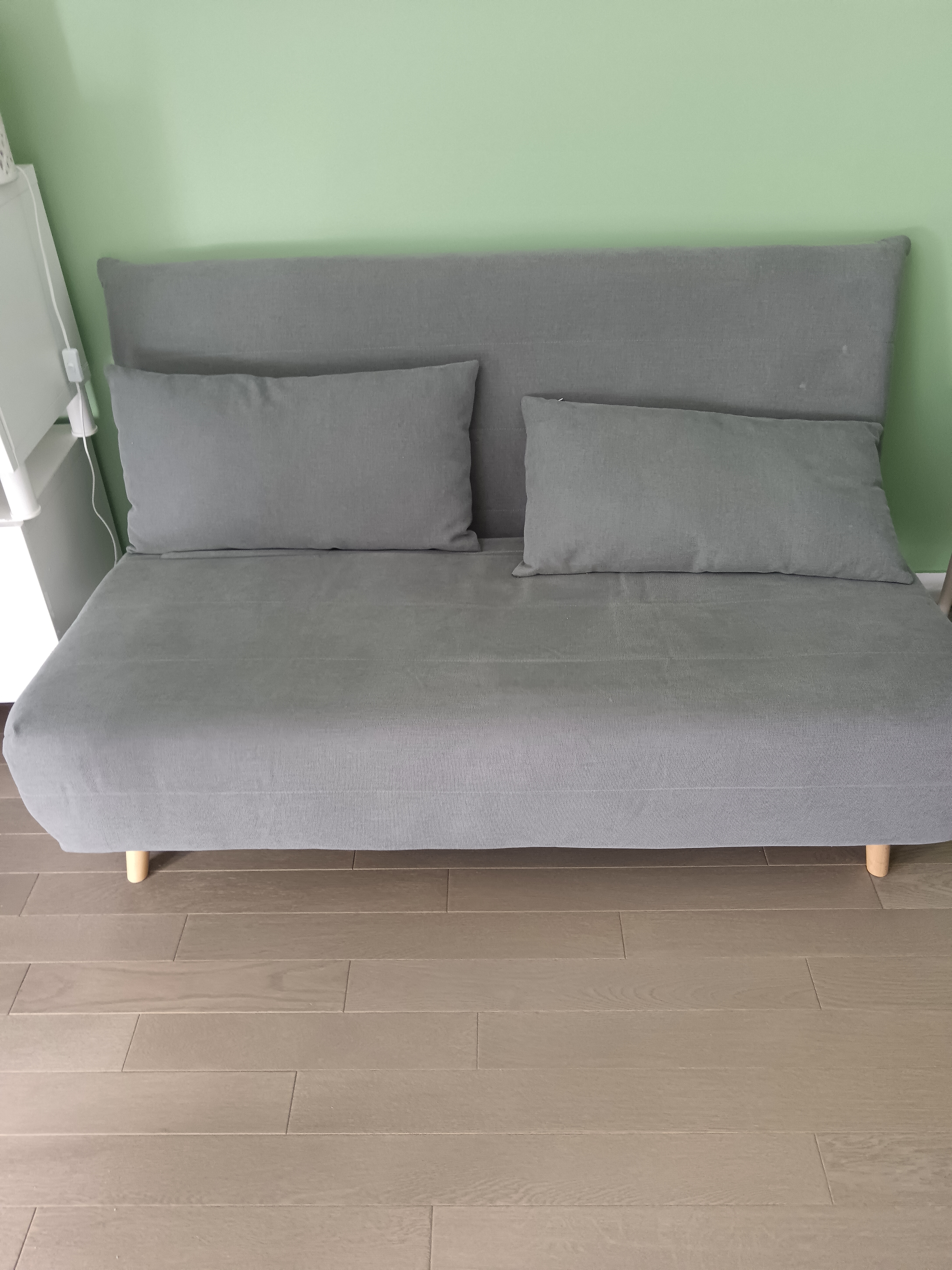 Canap� lit Nio 2 places. Gris 150 Villejuif (94)