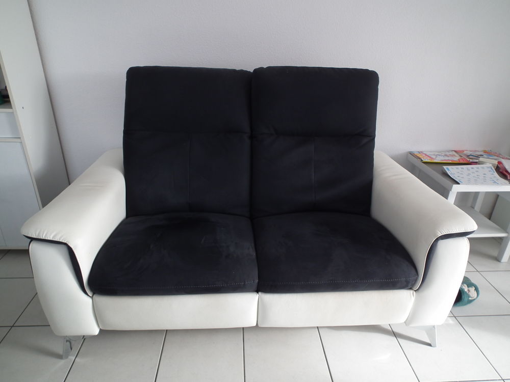  canap� 2 places  inclinable �lectrique relaxation. 
1800 Chavanges (10)