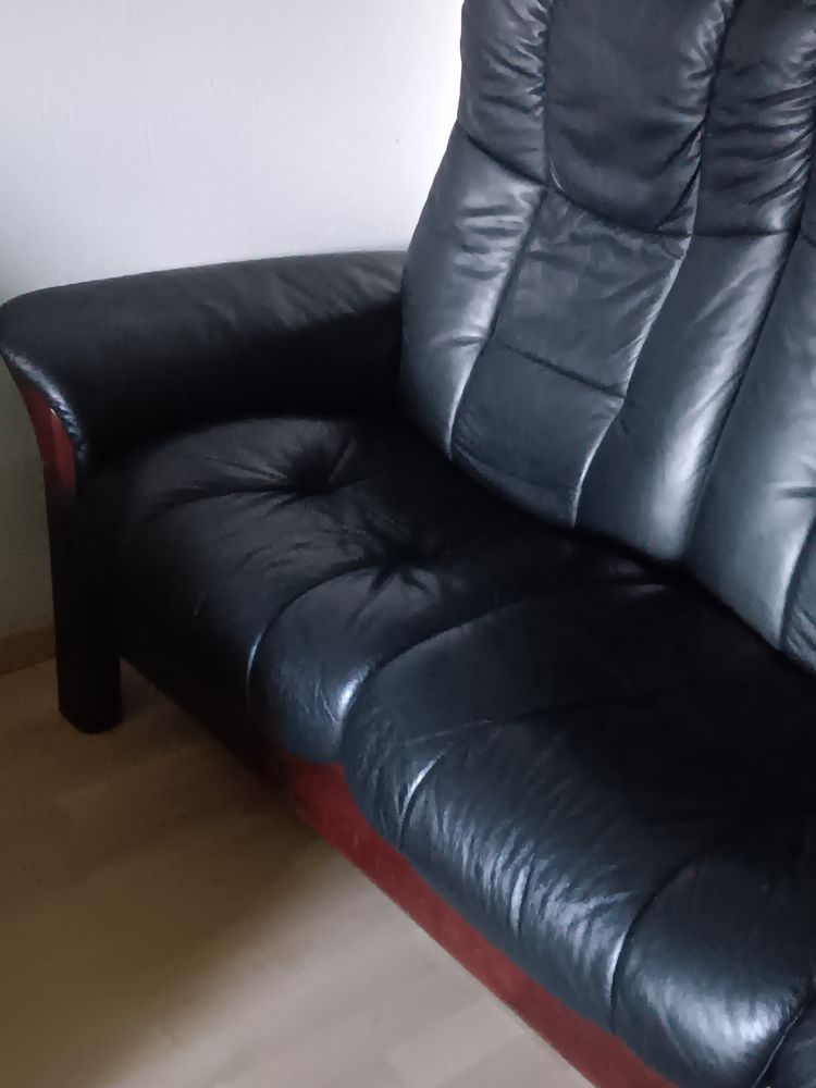 Canap� 3 places marque stressles en.bon �tat femme �g�e dece 0 Nantes (44)