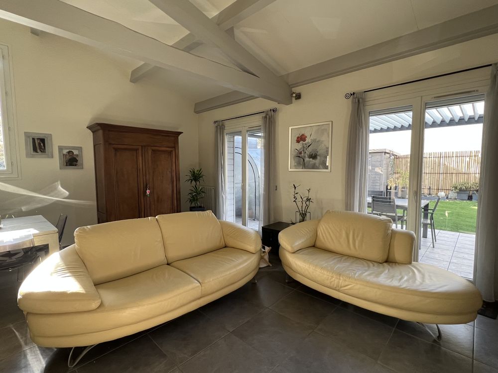 Canap� 3 places +meridienne 350 Tournon-sur-Rh�ne (07)