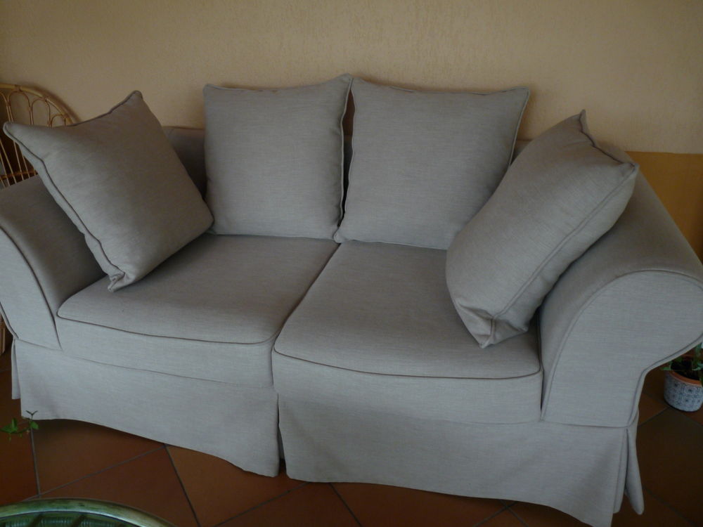 canape 3 places mod�le Interior's 0 Saint-Denis-l�s-Bourg (01)