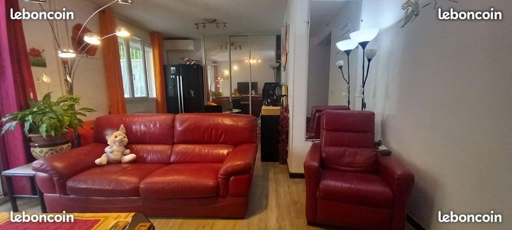 canap� 2 / 3 places plus fauteuil electrique 100 Saint-Mandrier-sur-Mer (83)