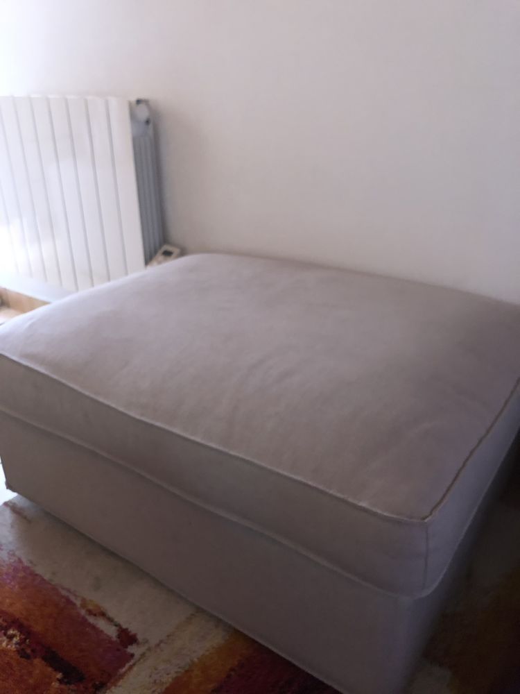 Canap� 2-3 places tissus gris et son pouf-coffre 250 Oullins (69)