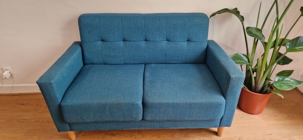 Canap� 2 places vert canard, marque Miliboo 70 Paris 9 (75)