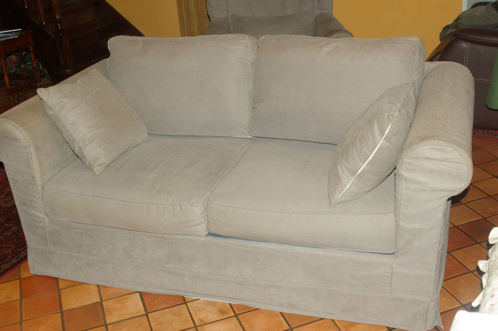 canap�  2 places 100 Cond�-sur-Vire (50)