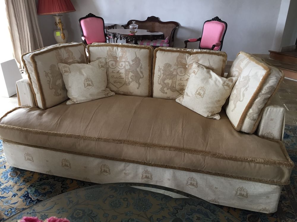 canap� 3 � 4 places 600 Mougins (06)