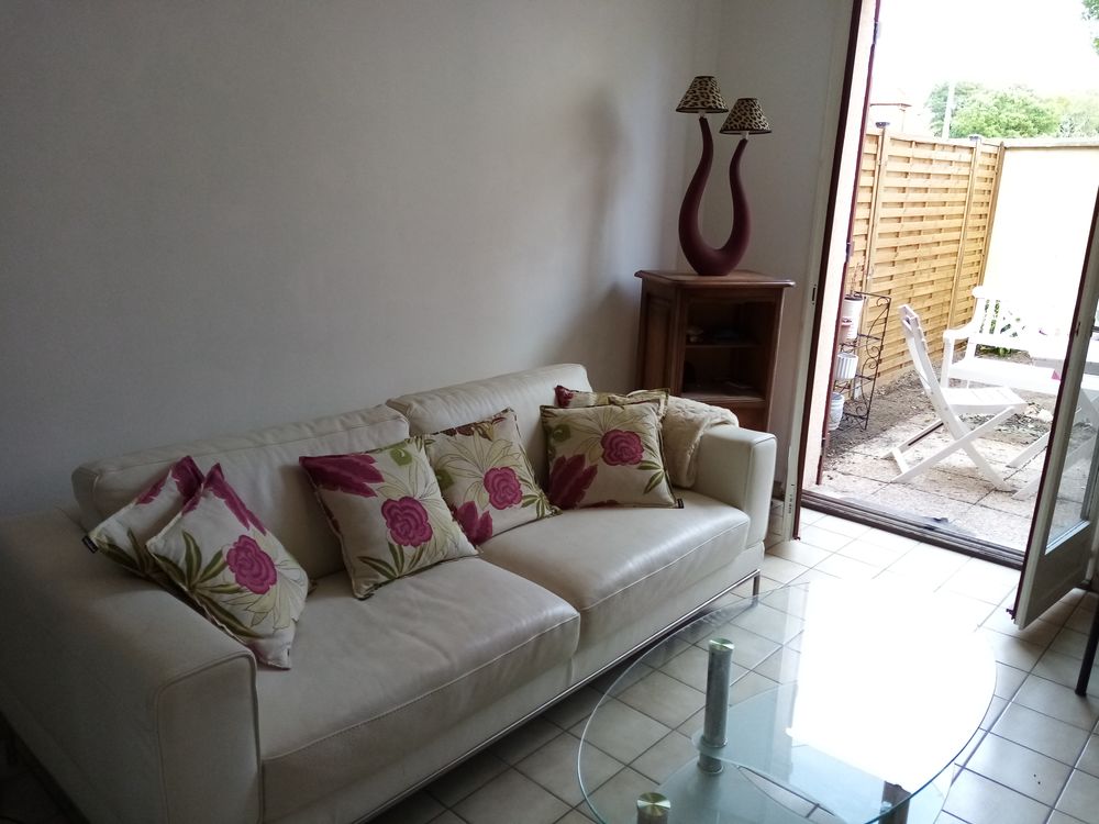 canape 3 places 200 Garanci�res (78)