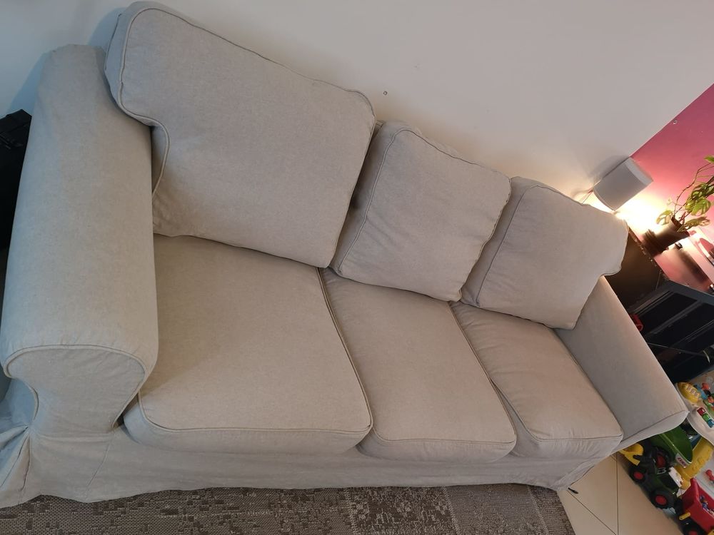 Canap� 3 places 150 Hayange (57)