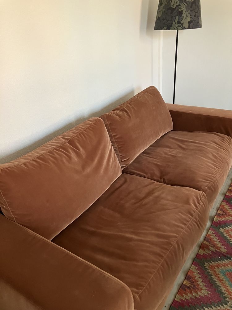 Canap� lit 3 places 550 Mouans-Sartoux (06)