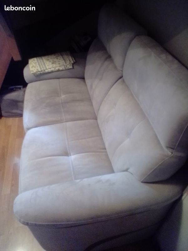 Canap� 2 places 350 Valserh�ne (01)