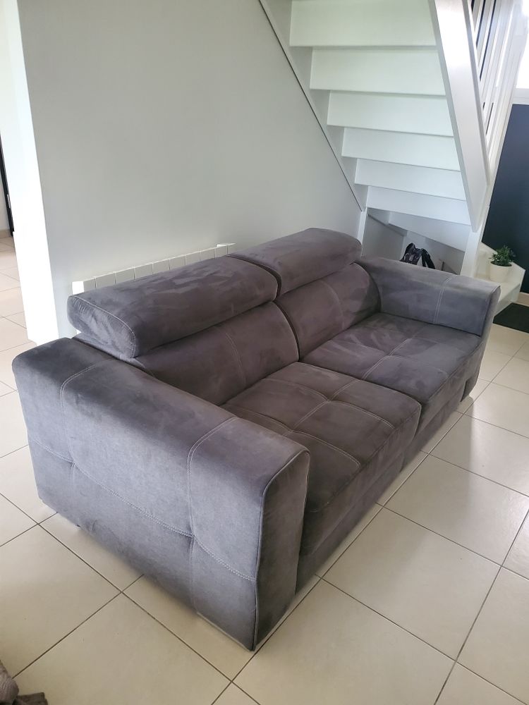 Canap� 3 places 450 Saint-Pierre-la-Cour (53)