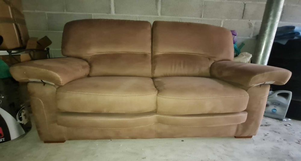 canap� 2 places 250 Toulon (83)