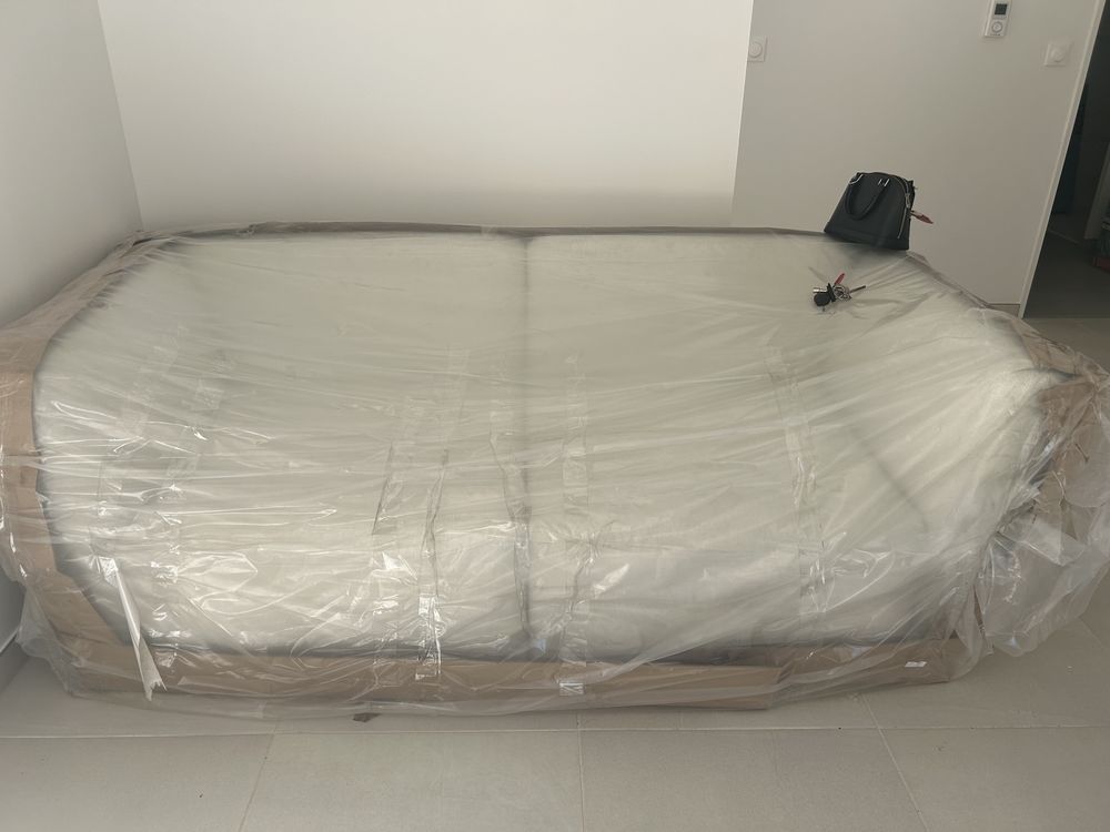 Canap� 4 places 640 Caluire-et-Cuire (69)