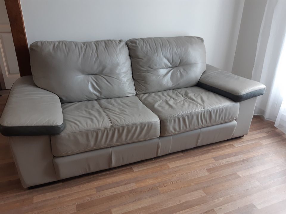 Canap� 3 places 140 Bellerive-sur-Allier (03)