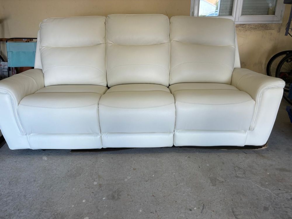 canap� 3 places 0 Belleville-sur-Vie (85)