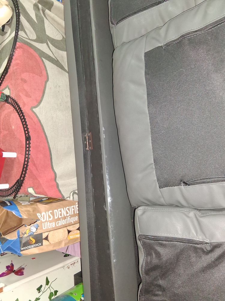 Canap� 3 places 10 Le Tallud (79)