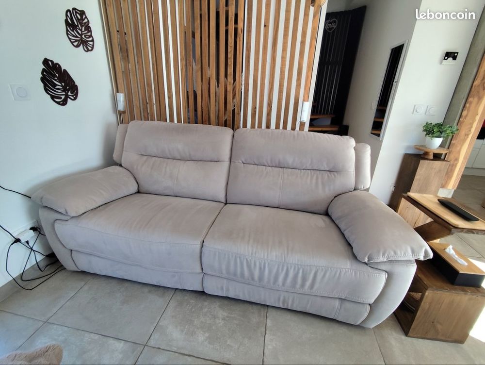 canap� 3 places 0 Saint-Florent-sur-Auzonnet (30)