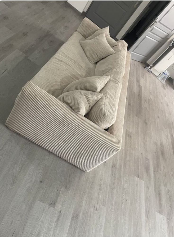 Canap� et pouf beige c�tel� 1000 Bess�ges (30)