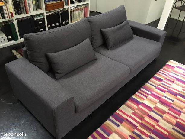 Canap� La Redoute Int�rieurs - Tr�s bon �tat
300 Paris 15 (75)