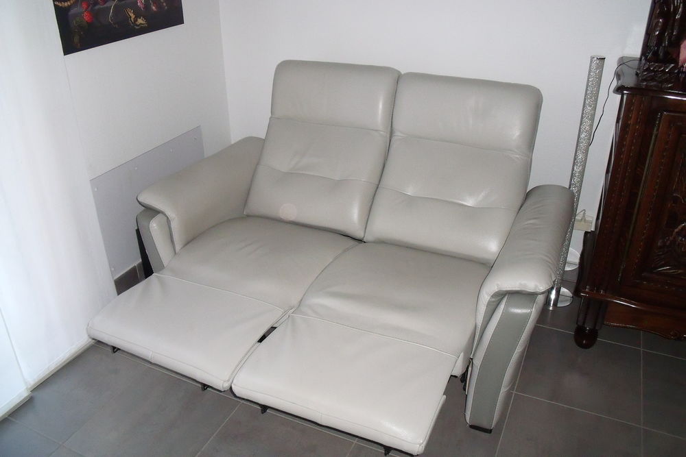 canap� relax �lectrique cuir pleine fleur deux places beige 600 R�ulx (59)