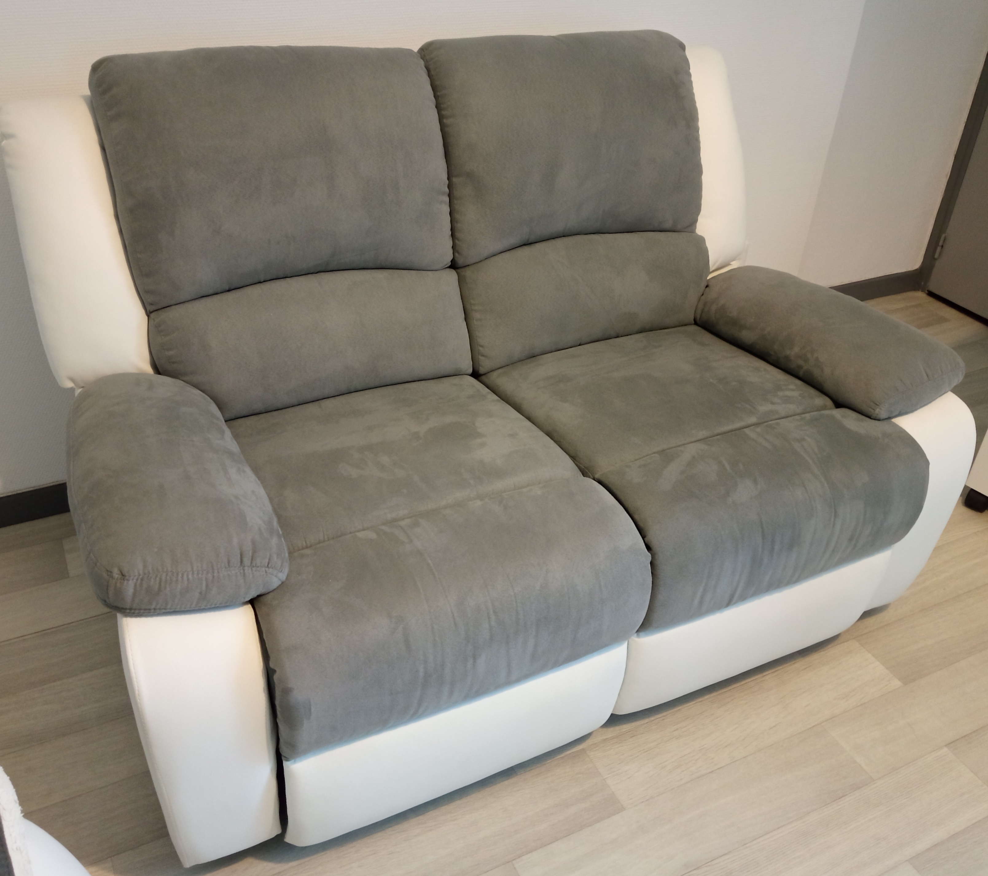 Canap� relax 2 places 300 Al�s (30)